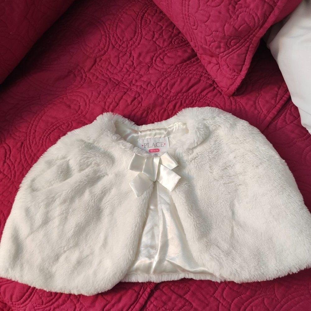 girls white furry shrug,  Easter spring dress up perfect condition sz 5